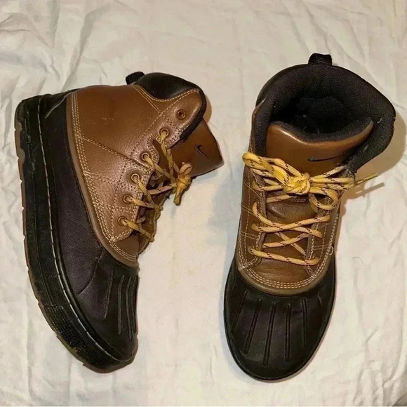 Nike Kids Woodside Boot - Picture 1 of 8